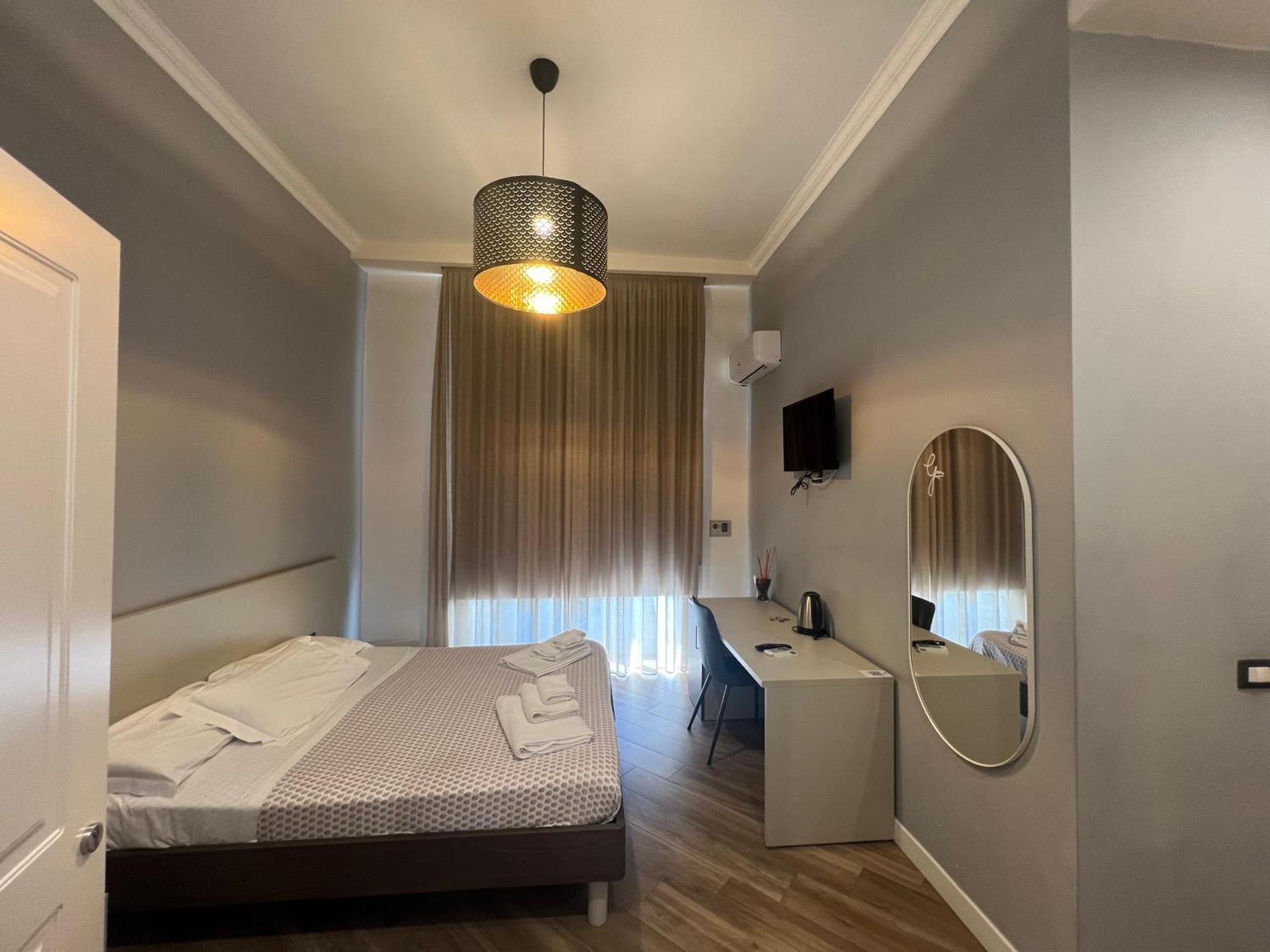 Rooms Garibaldi Napoli Dış mekan fotoğraf