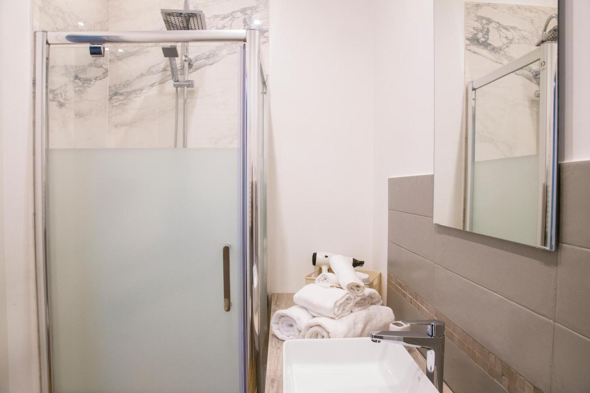 Rooms Garibaldi Napoli Dış mekan fotoğraf